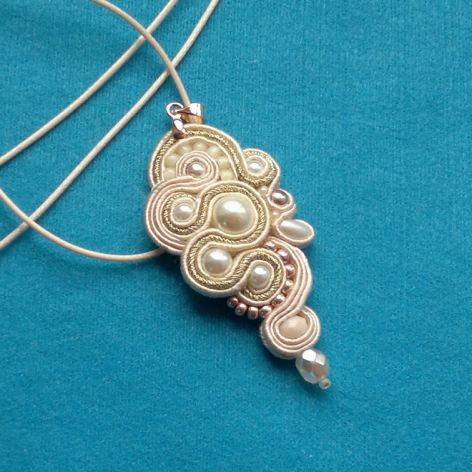 Wisior sutasz Gold & Krem