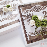 Kartka ROCZNICA ŚLUBU z zielonymi różami - Brązowo-biała kartka na rocznicę ślubu w pudełku