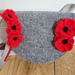 mała torebka czerwone maki z makami kwiatkami z imieniem opaska personaliza