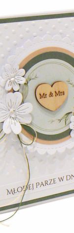 Kartka ślubna - wianek białe kwiaty kropki
