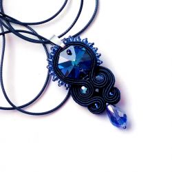 Naszyjnik-wisior Granatowy