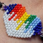 Bransoletka "Artystyczne serce plamy farby białe"  Prezent na Walentynki  - ransoletka "Artystyczne serce plamy farby białe" Prezent na Walentynki