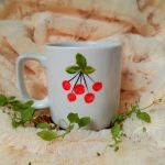 Mazurek i czereśnie ręcznie malowany kubek 270 ml. - ręcznie malowany