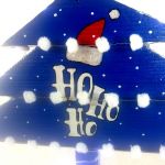Drewniana choinka w kolorze niebieskim led - 