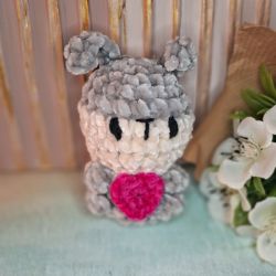 Króliczek walentynka amigurumi