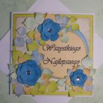 Kartka z niebieskimi kwiatkami - Do karteczki dołączam odpowiednią kopertę w kolorze ecru. Całość zapakowana jest w folię ochronną.