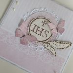 Kartka Pierwsza Komunia Święta z motylkami - Kartka Pierwsza Komunia Święta z motylkami