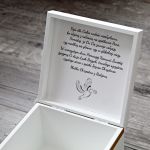 Skrzynka na pamiątkę Komunii Św. Konwalie  - Skrzynka na pamiątkę pierwszej komunii świętej, personalizowane pudełko komunijne od dziadków chrzestnych rodziców, prezent komunijny, komunia konwalie chłopiec dziewczynka