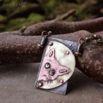 Co dobrego tu dają? - wisior z miedzi i mosiądzu