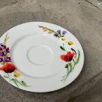 Filiżanka ze spodkiem ręcznie malowana Polne kwiaty  - 