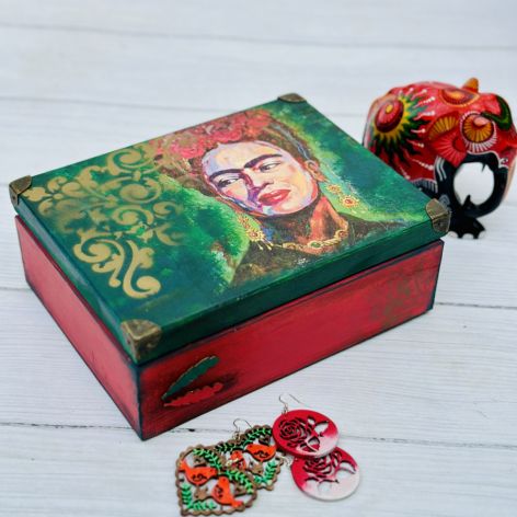 Kuferek z lusterkiem, Frida Kahlo, na biżuterię