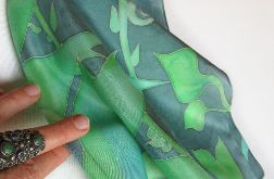 Roślinna Zielona apaszka jedwabna malowana