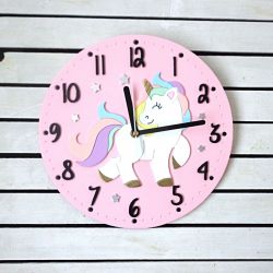 Różowy zegar z jednorożcem dla dziewczynki