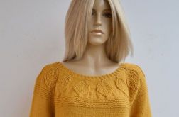 Sweterek w kolorze ochry