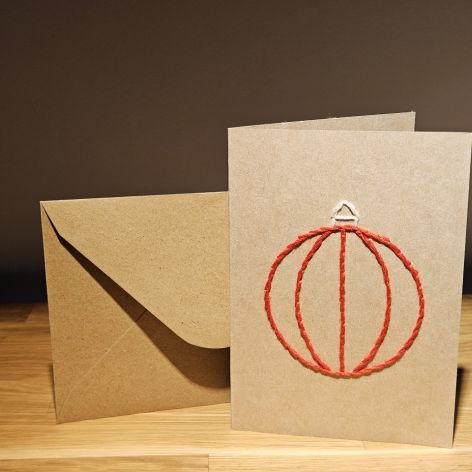 Kartka świąteczna - haftowana - bombka - wzór 2