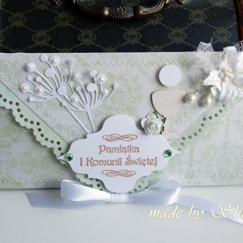 Pamiątka I Komunii św. - delikatność poranka