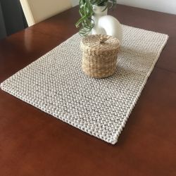Bieżnik ręcznie robiony,obrus na stół ,35x100cm.