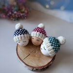 Czapeczki na jajka wielkanocne - zestaw 3 szt. - Czapeczki na jajka wielkanocne - zestaw 3 szt. (granat, malina, morski)