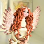 Anioł siedzący - Anioł