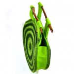 torebka wiosenna w zieleniach - bok torebki