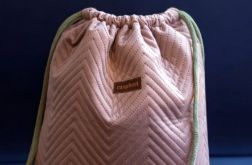 Pikowany pudroworóżowy workoplecak basic