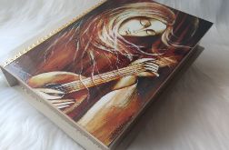 księga z aniołem z mandoliną na I Komunię Św.
