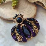 Ekskluzywna broszka w kształcie żuka z koralików i kryształów - 