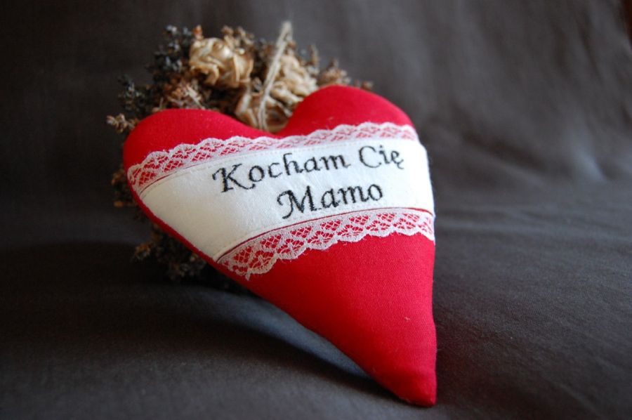 czerwie-serca-dla-mamy-petite-decor