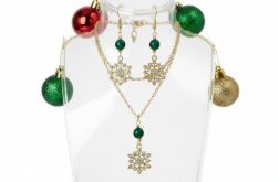 Pozłacany komplet biżuterii