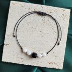 "Wiki" - bransoletka z naturalnymi kamieniami. - klasyczne połączenie bieli i czerni