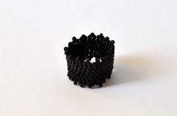 Pierścionek czarny 23