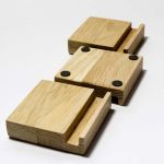 Drewniany podstawek pod smatfon - drewniany podstawek pod smartfon