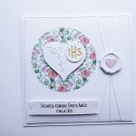 Ręcznie robiona kartka komunijna z sercem - Biało-różowa kartka na komunię z sercem