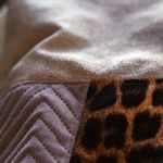 Beżowy plecak z suwakiem patchwork - 