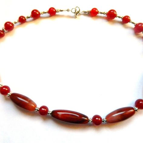 Pomarańczowe agaty, elegancki naszyjnik z agatami