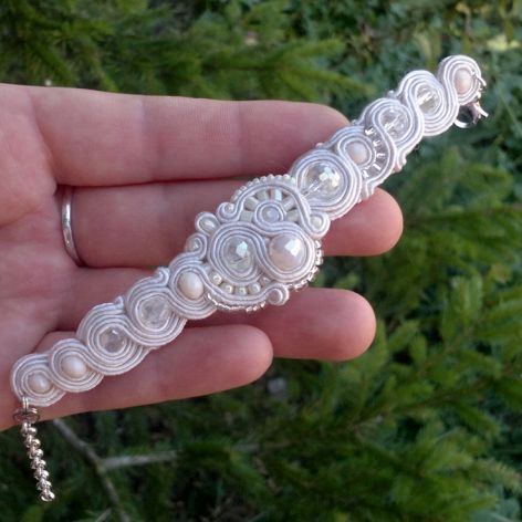 Bransoletka  sutasz Kremowa & Kryształy