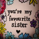 Ręcznie malowany kubek dla siostry SIS - dla najlepsrózej sis