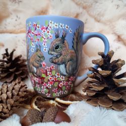 Ręcznie malowany unikatowy kubek wiewiórki i kwiaty 300 ml 