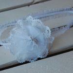 Opaska niemowlęca - "Delikatność w bieli" - 