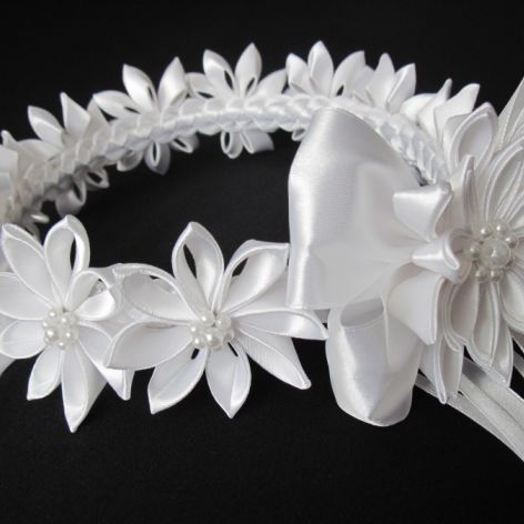 Wianek komunijny - kanzashi