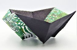 Geometryczna miseczka origami w liście palmy