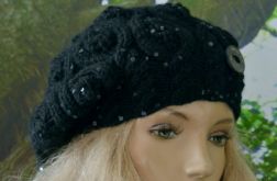 Beret w warkocze w kolorze czarny z cekinami