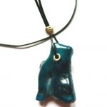 Naturalny niebieski koral, nieregularny korzeń, wisiorek na rzemieniu - 