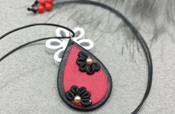 "LOUISE” wisiorek z glinki polimerowej