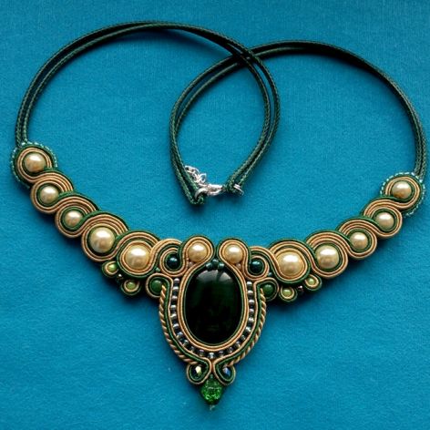 Naszyjnik Beż, Złoto i Zieleń