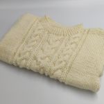 sweterek z warkoczami - sweterek 4