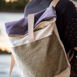 Składany plecak kurierski ecru+fiolet I