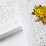 Kartka ŚLUBNA z żółtymi kwiatami - Biało-żółta kartka na ślub w pudełku