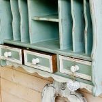 Ręcznie stylizowana półka rustykalna z szufladkami - 