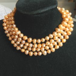 Jasno pomarańczowe perły naturalne, długi naszyjnik, sznur pereł